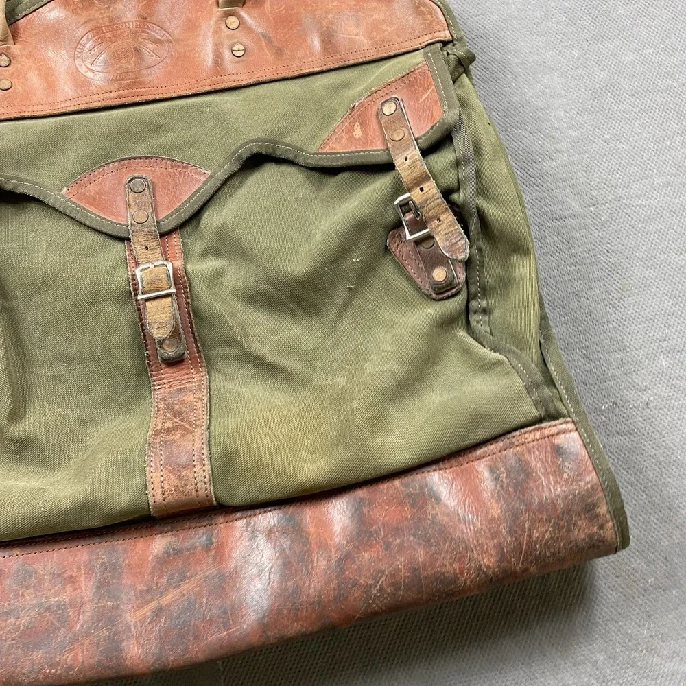 Vintage Orvis Battenkill Garment Bag Beautiful Aged Leather & Green Field Canvas